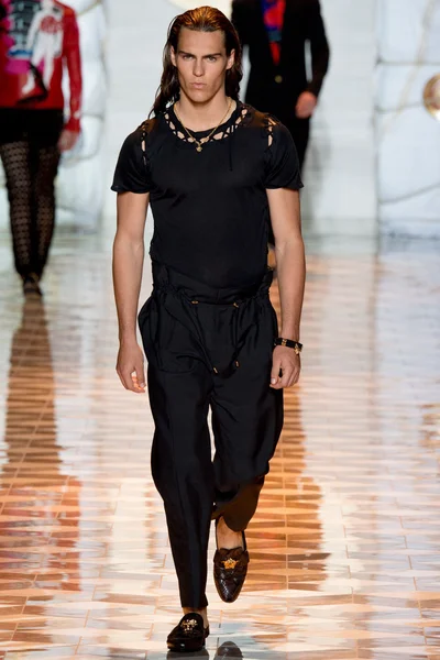 Look 42